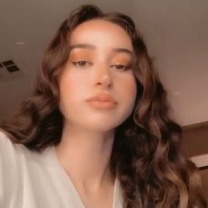 Meet your Posher, Sami